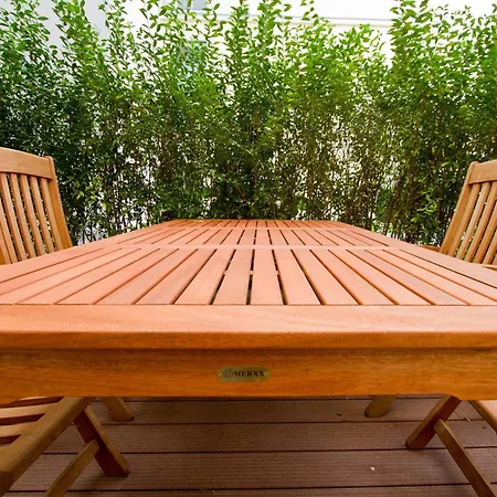 Duenenpalais, App 03 *